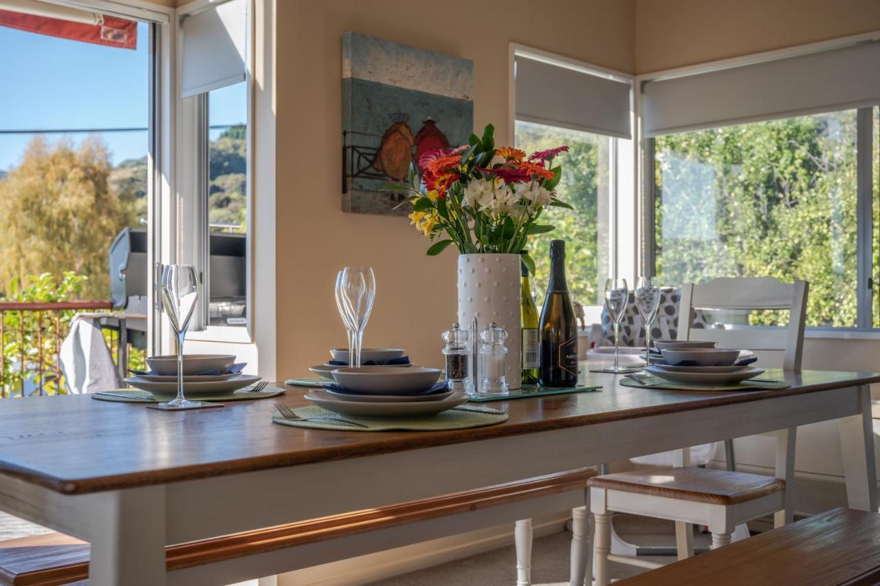 Rose On The Bay - Akaroa Holiday Home ภายนอก รูปภาพ